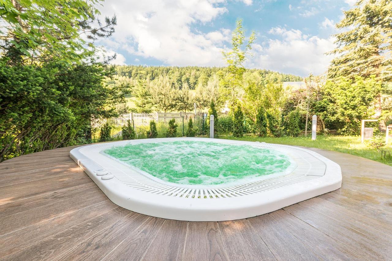 Hotel Olivia Medical Spa Skomielna Czarna Dış mekan fotoğraf