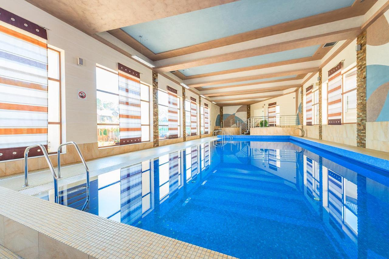 Hotel Olivia Medical Spa Skomielna Czarna Dış mekan fotoğraf