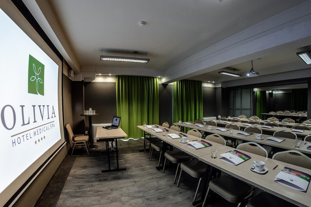 Hotel Olivia Medical Spa Skomielna Czarna Dış mekan fotoğraf