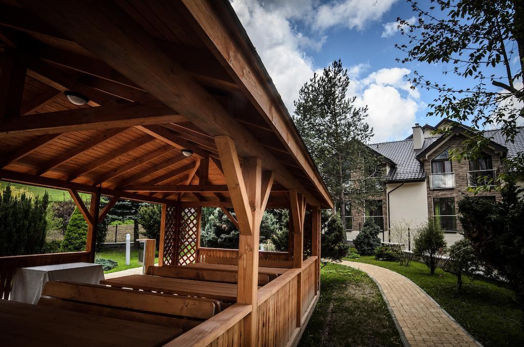 Hotel Olivia Medical Spa Skomielna Czarna Dış mekan fotoğraf